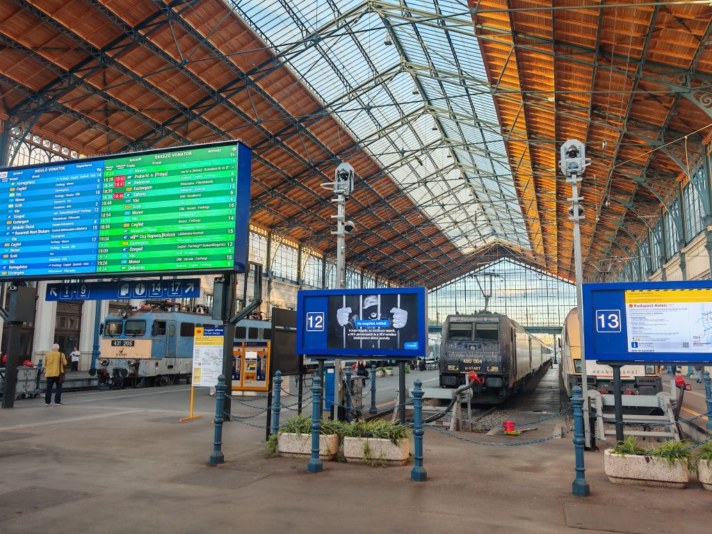 gare-budapest-nyugati-Hongrie