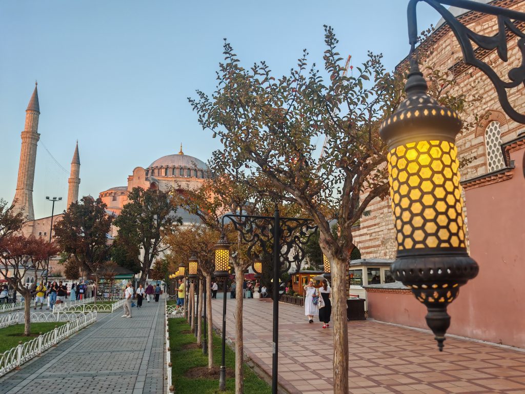 vue-face-basilique-sainte-sophie-istanbul-turquie